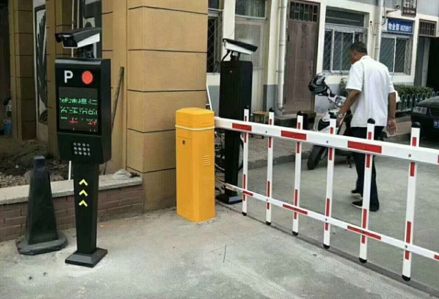 停车场车牌识别系统停车场必备(图1) 停车场车牌识别系统停车场必备(图1)