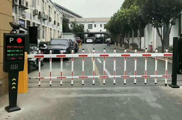 停车场系统车牌识别管理系统优点(图1) 停车场系统车牌识别管理系统优点(图1)